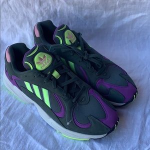 Adidas man tennis shoes 13